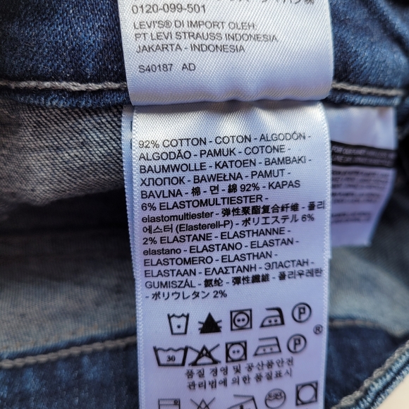Levi's 711 Skinny Blue Denim Crop Jean Raw Hem Patch Pockets Women's 24 Mid Rise - Picture 6 of 7